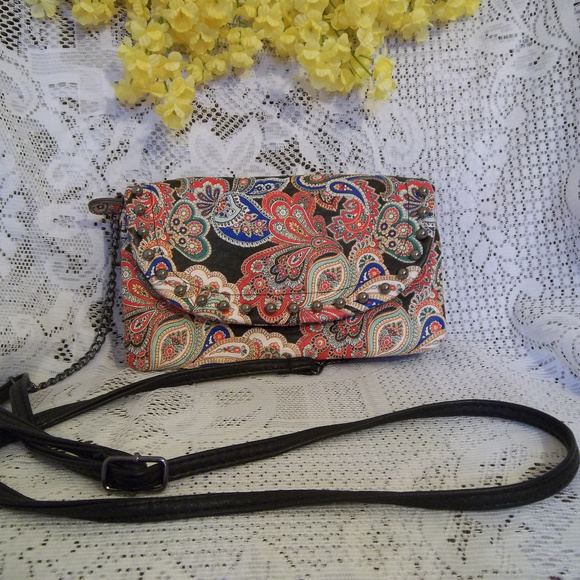 Jessica Simpson Handbags - Jessica Simpson Black and Multi Colored Crossbody